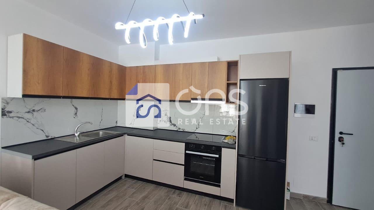 Jepet me qera apartament 1+1 Ne Kamez 2