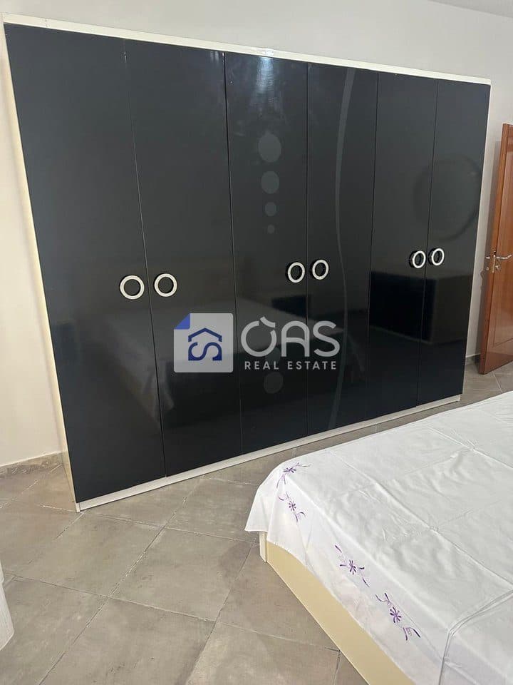 Jepet me qera apartament 2+1 ne Fresk 4