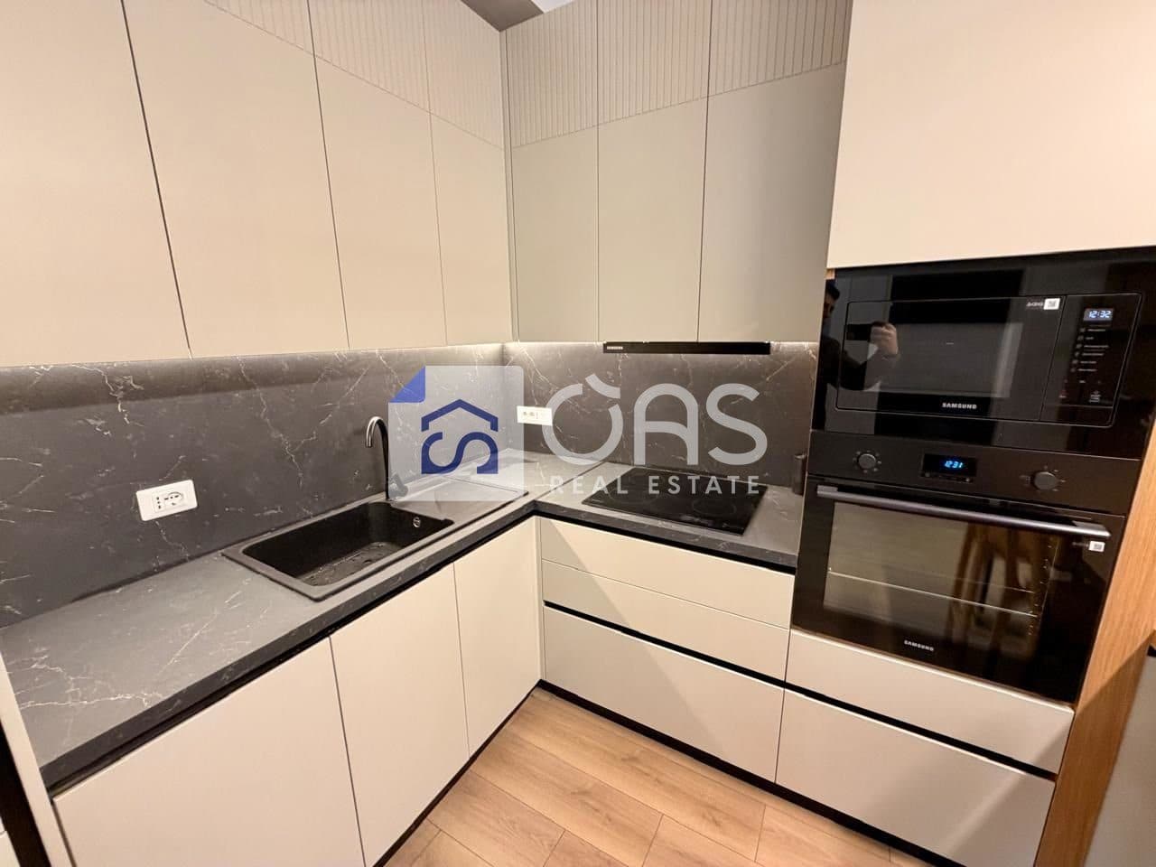 Jepet apartament me qera 1+1 Komuna e Parisit 2