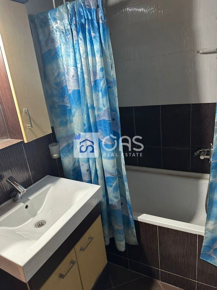 jepet me qira Apartament 2+1 rr.elbasanit 3