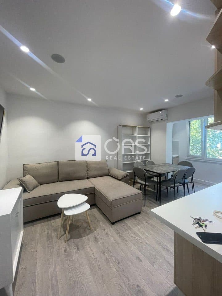 Jepet apartament me qera 1+1 Harry Fultz