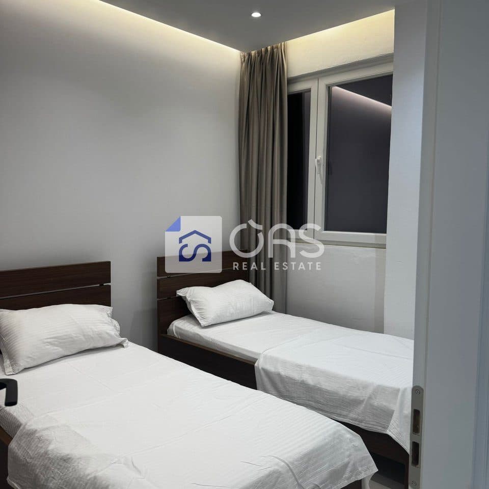 Jepet apartament me qera 1+1 5 Maj 2