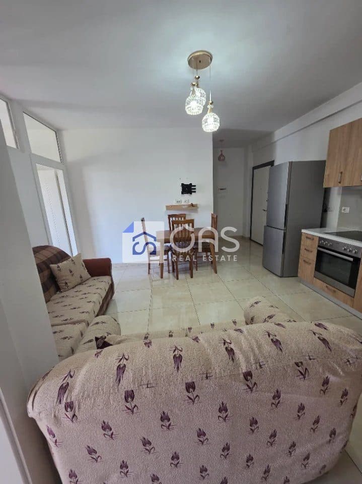 Jepet Apartament me qera 2+1 Astir (rr,studenti) 2