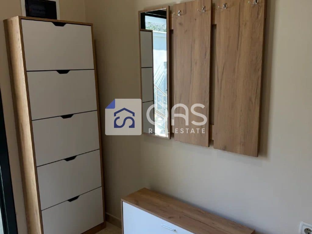 Jepet me qera Apartamenti 1+1 Rruga Elbasanit 4