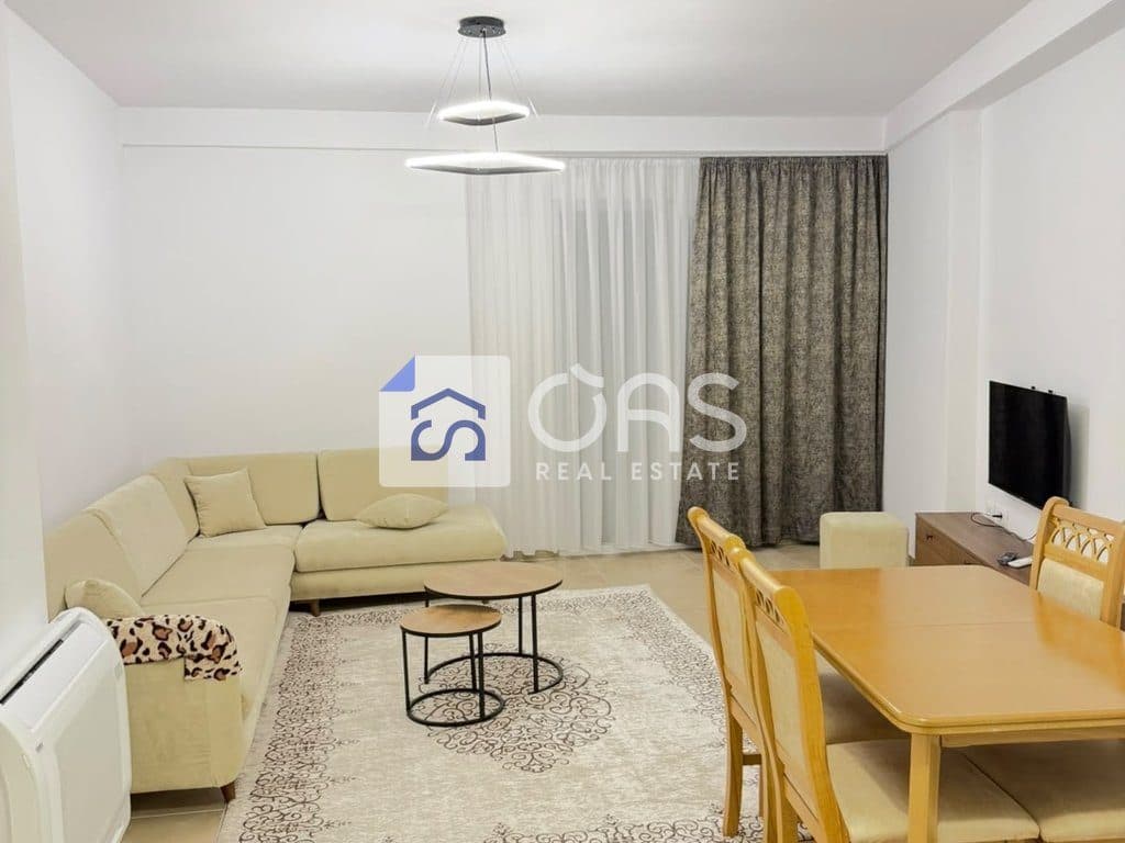 Jepet me qera Apartamenti 1+1 Astir