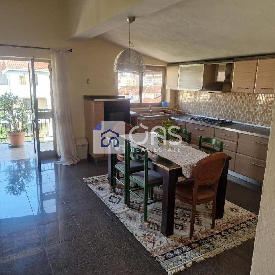 Shtëpi 2+1 Me Qira në Ish Stacioni i Trenit, Tiranë - 450€ | 75 m² 3