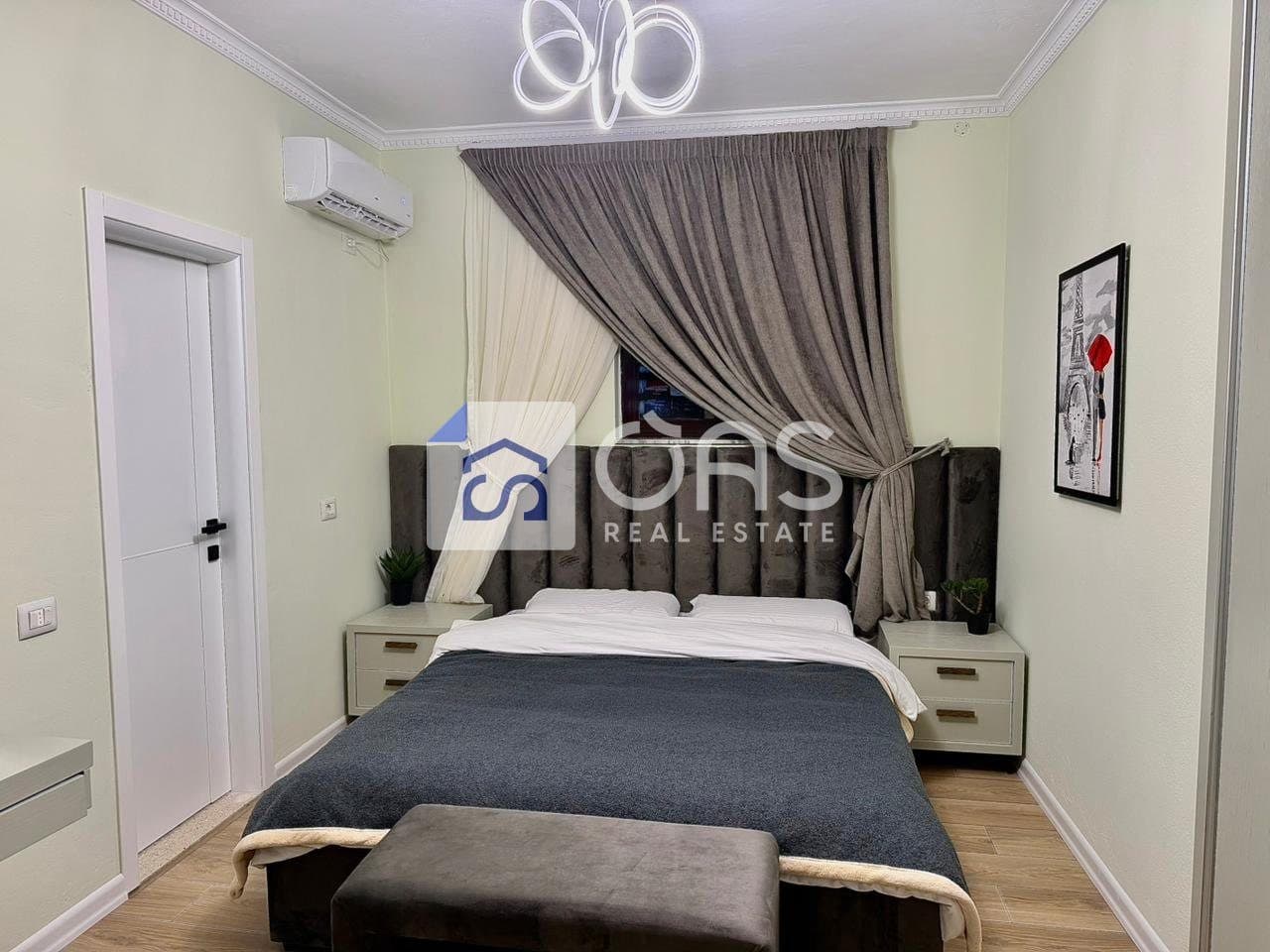 Jepet me qera apartament 3+1+2 ne Bllok 3