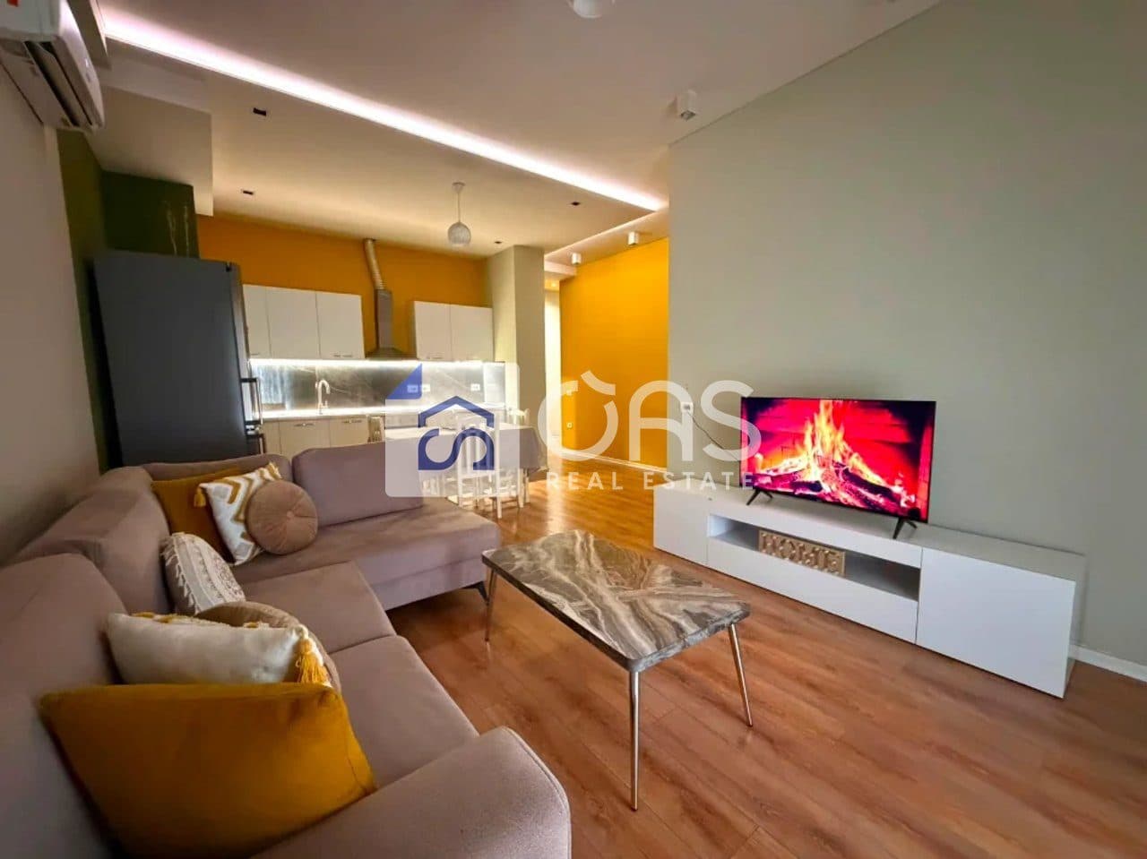 Jepet me qera apartamenti 2+1 amerikan 3 1