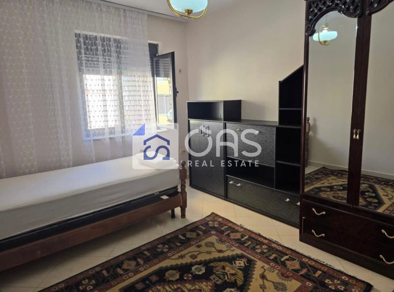 Jepet me qera Apartament 2+1 tek Siri kodra 50.000 lek