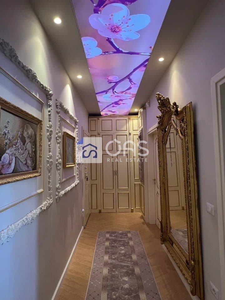 Jepet me qera apartament 1+1 komuna e parisit
