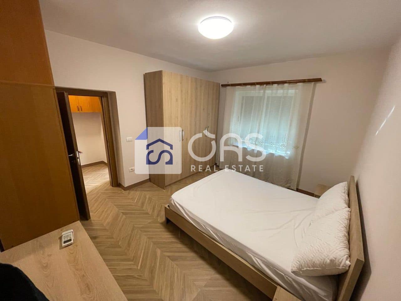 Jepet apartament me qera 3+1 ne 21sh " Mozaiku i Tiranes" 3