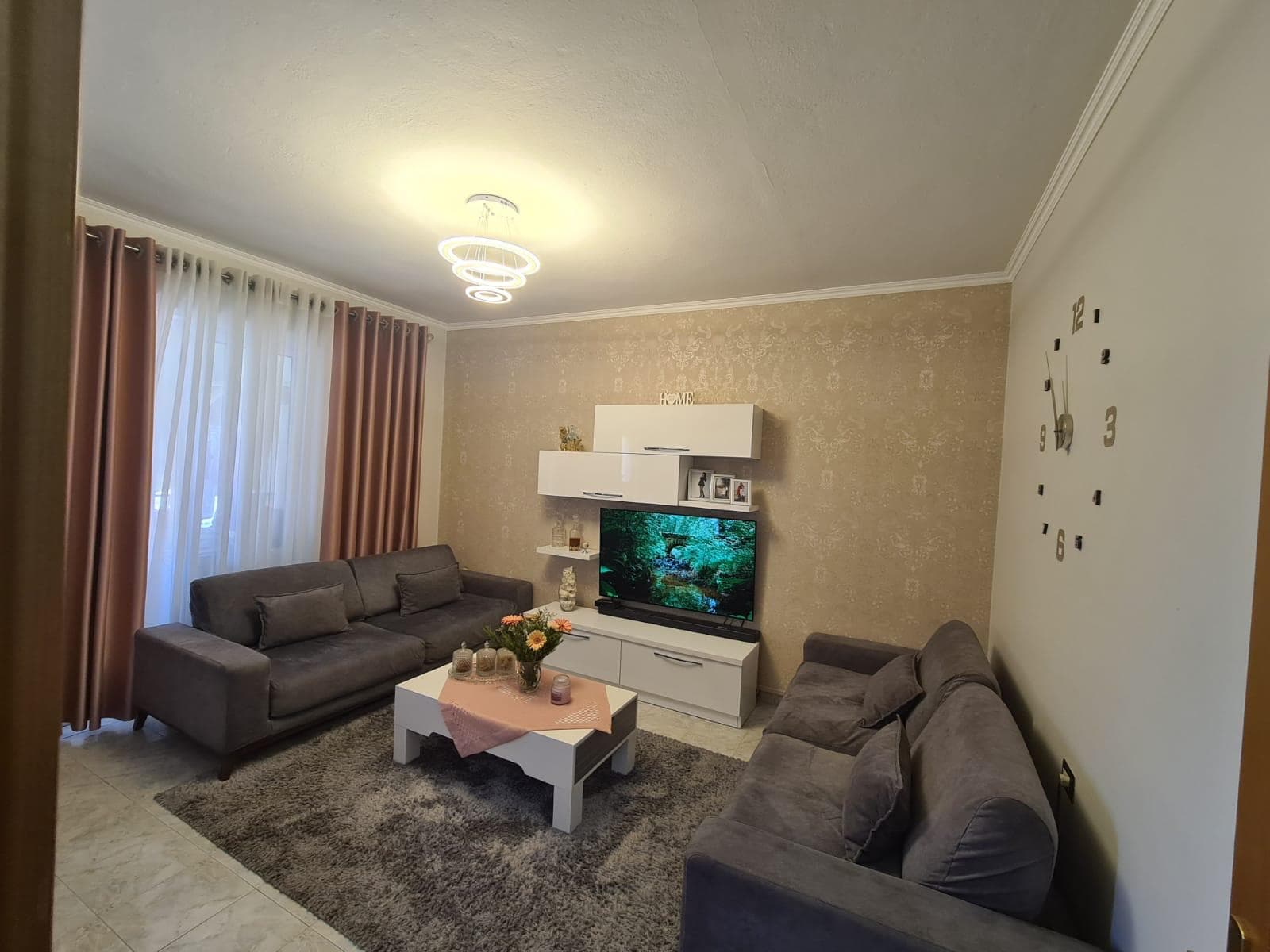 Apartament 1+1 Me Qira ne Xhamllik - 550€ | 70 m²