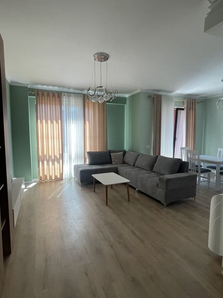 Jepet me qera apartament 2+1+2+Parkim tek Myslym Shyri 3