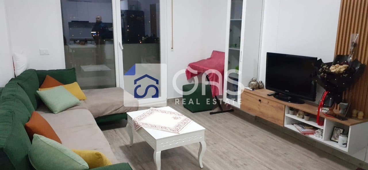 Jepet apartament me qera 1+1 +garazhd tek Misto Mame