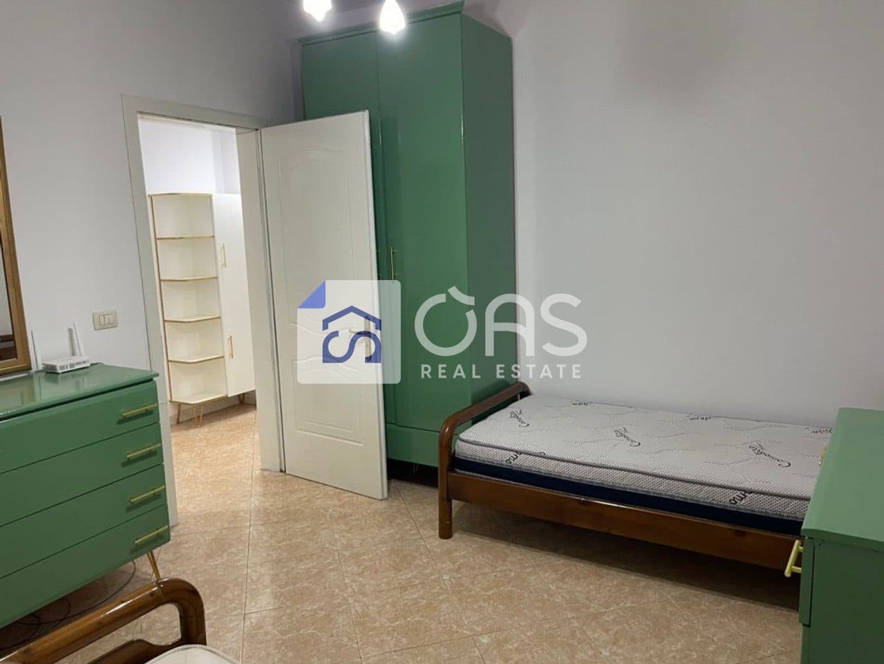 Jepet me qera apartament 2+1+2 tek Komuna Parisit 4