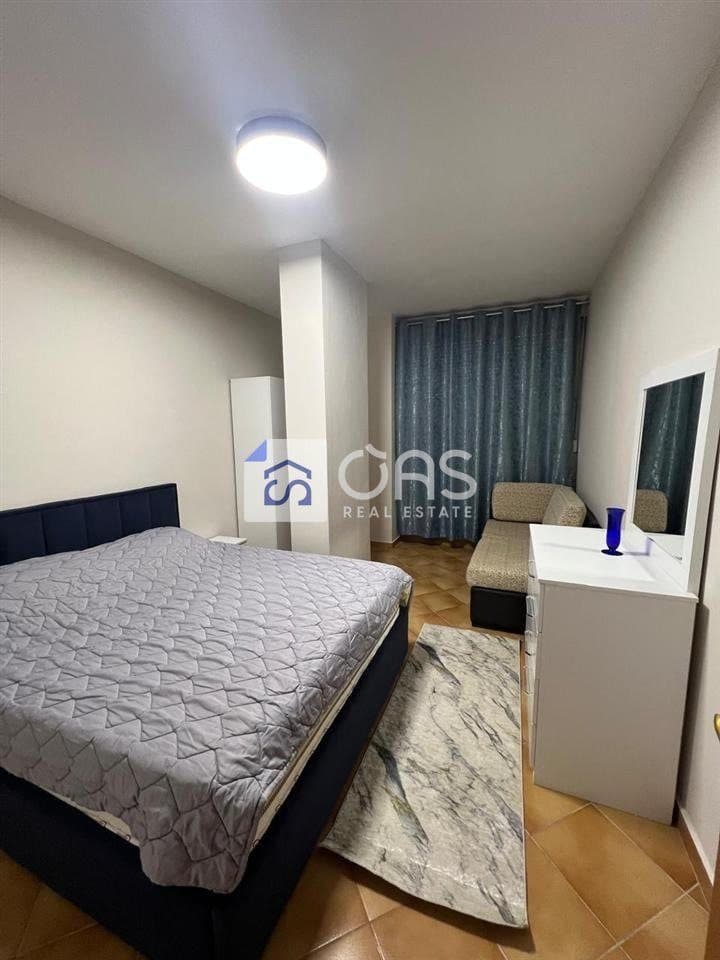 Jepet apartament me qera 1+1 ne Bllok 3