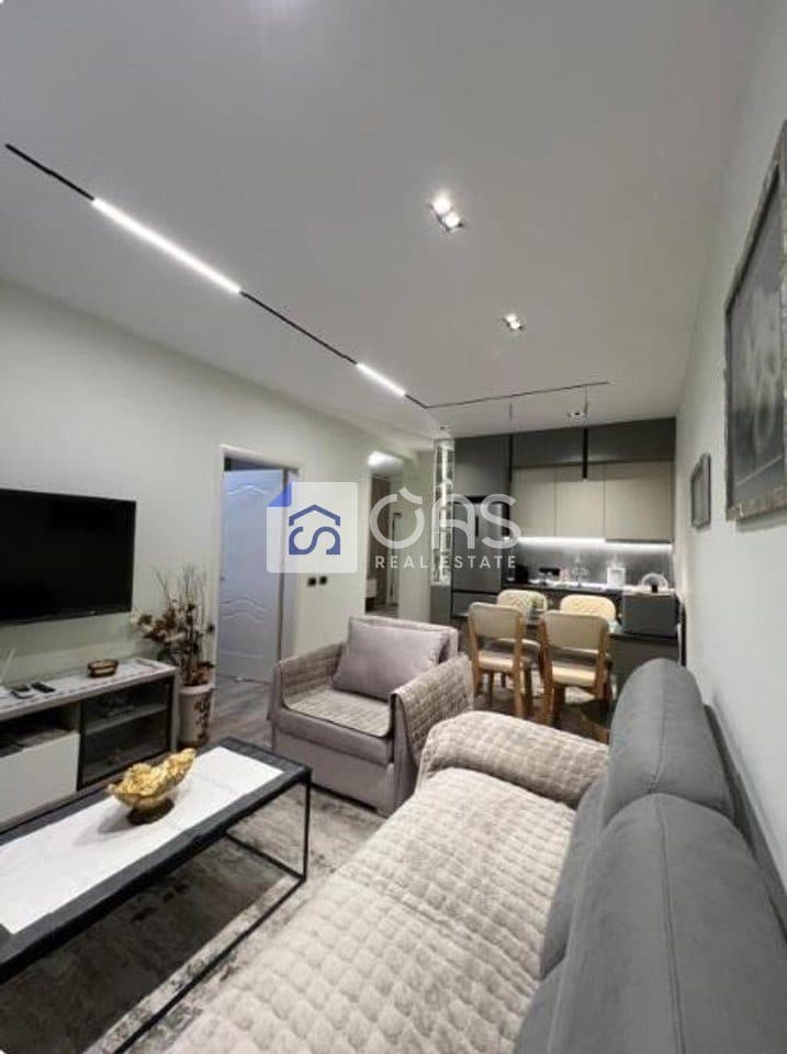Apartament 1+1 Me Qira në Qendër të Tiranës - 970€ | 98 m² 2