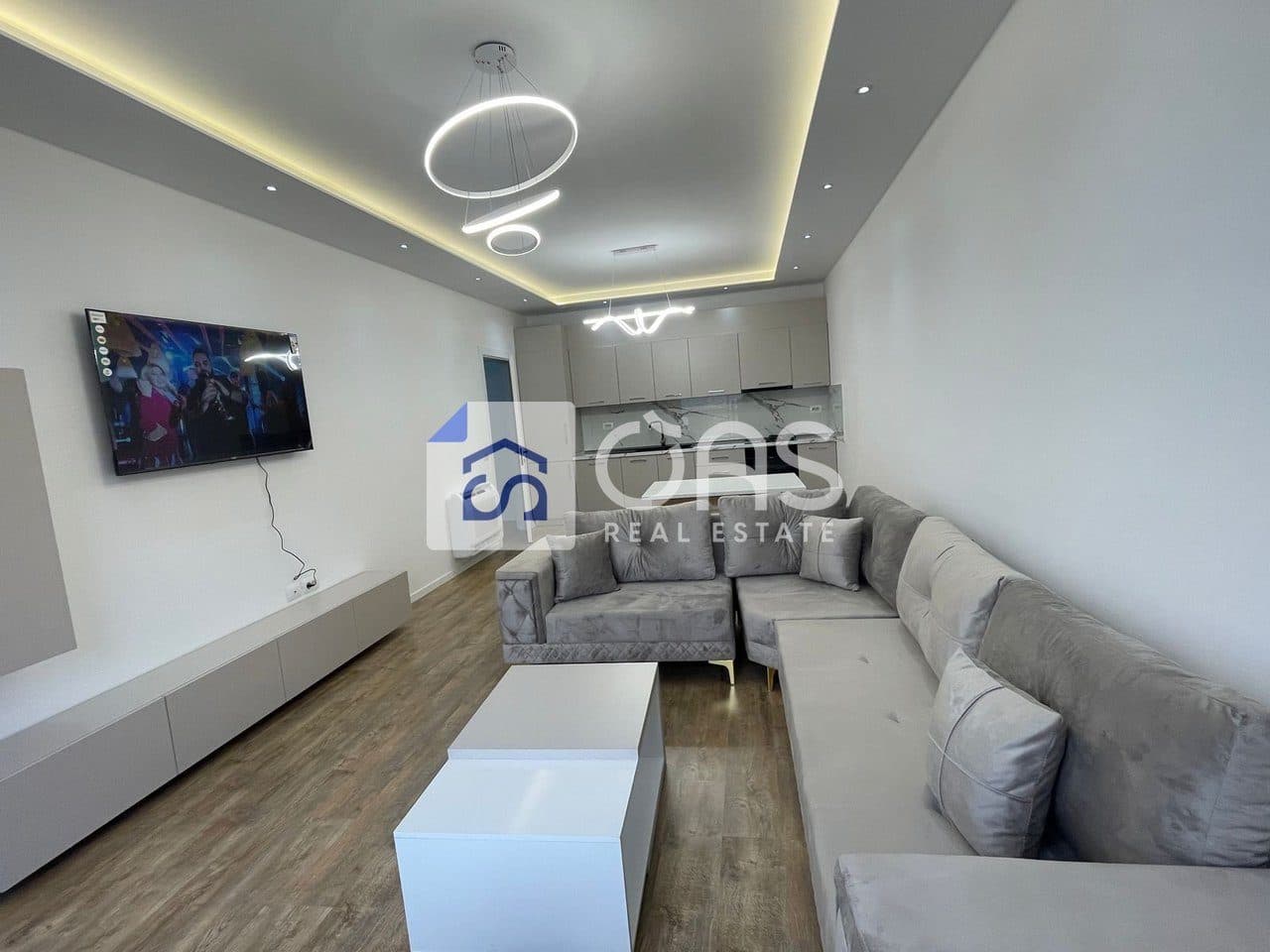 Jepet apartament me qera 2+1 ne Paskuqan 2