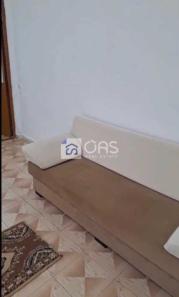 Jepet apartament me qera 1+1+Post parkimi ne Bulevardi i Ri 3