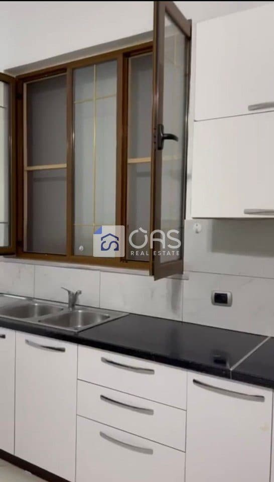 Jepet apartament me qera 1+1 tek Kopshti Zologjik 2