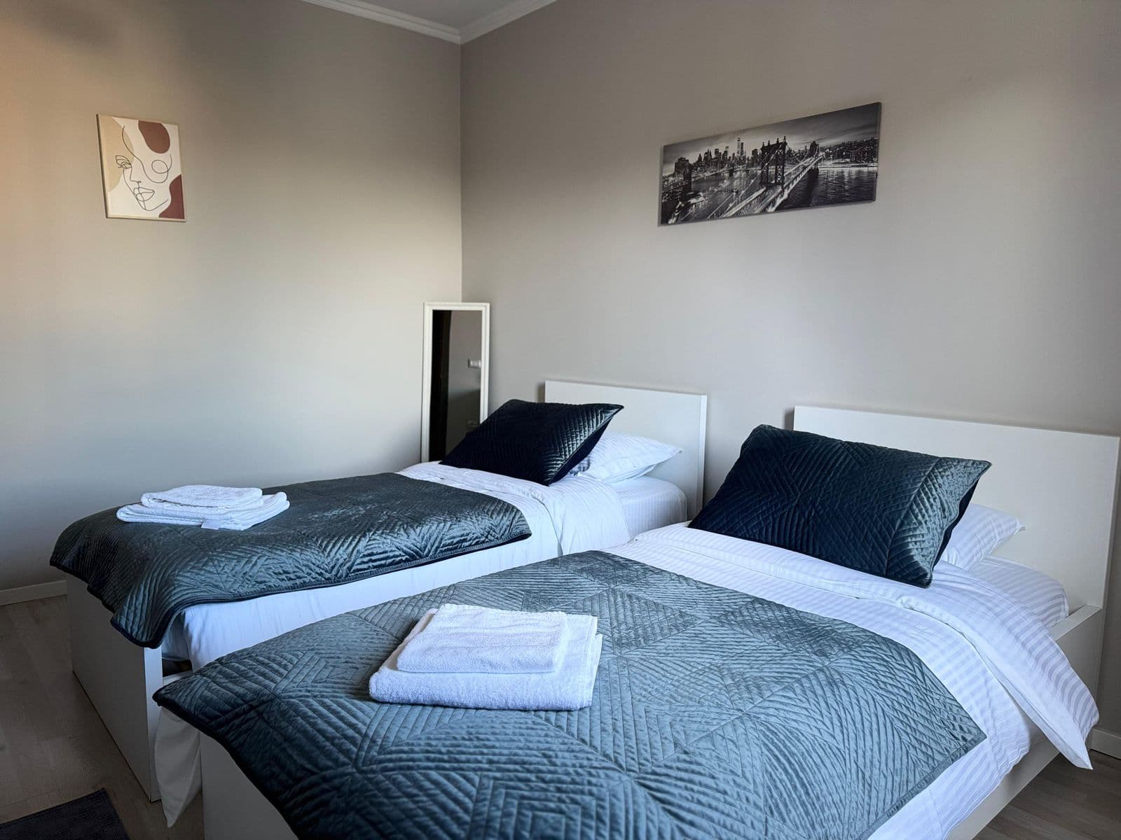 Jepet me qera apartament 2+1 ne Laprake 4