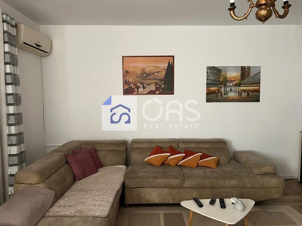 Jepet me qera Apartamenti 3+1 QSUT 3