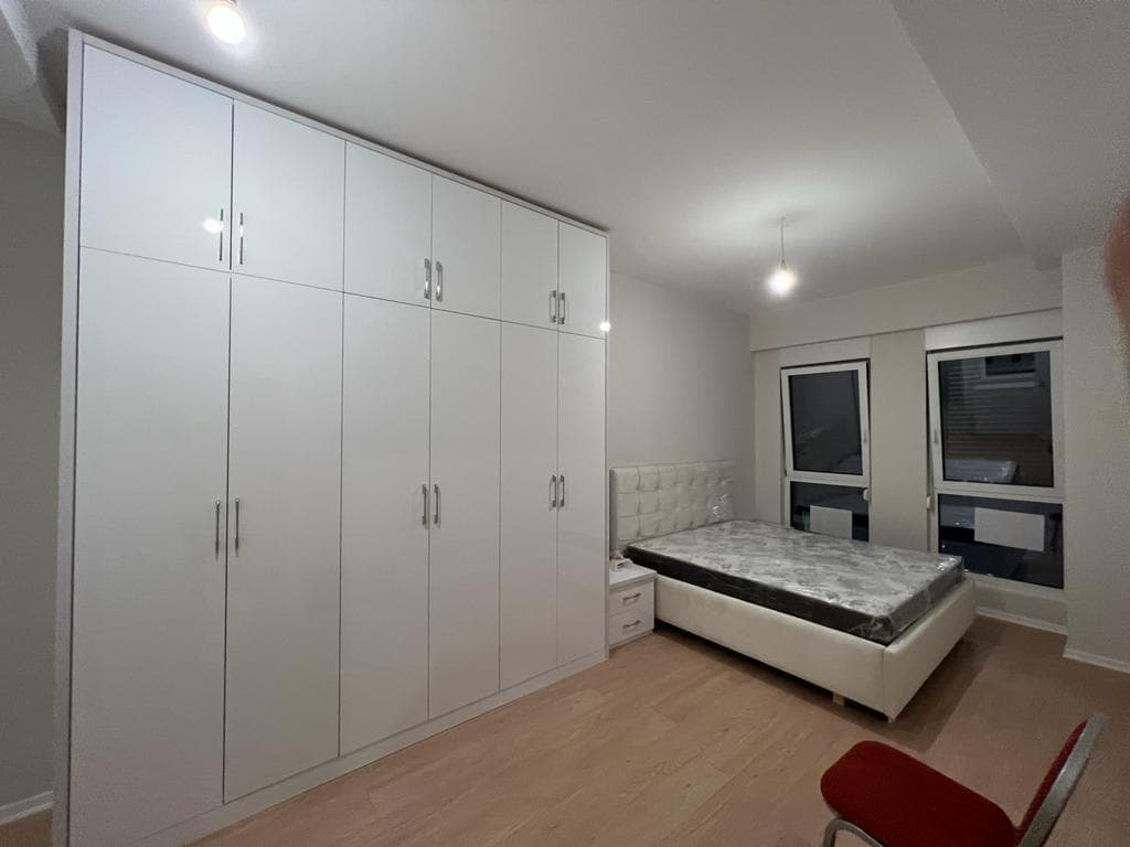 Shitet apartament 2+1+2 tek 21 Dhjetori (Kompleksi Kontakt) 3