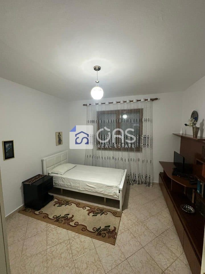 Apartament 2+1 Me Qira në Porcelan, Tiranë - 500€ | 75 m² 4