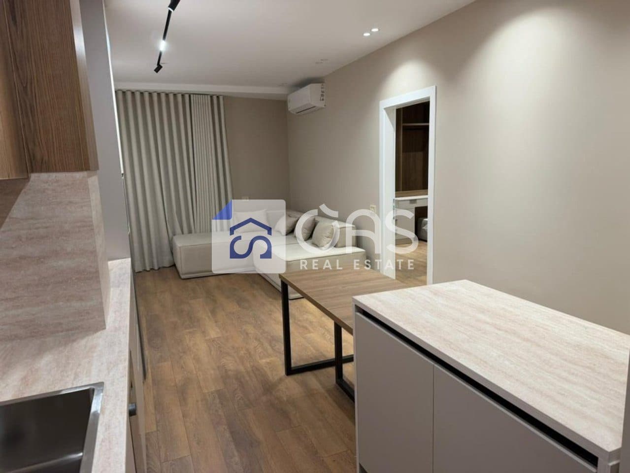 Jepet me qera apartament 2+1 tek Mine Peza 2
