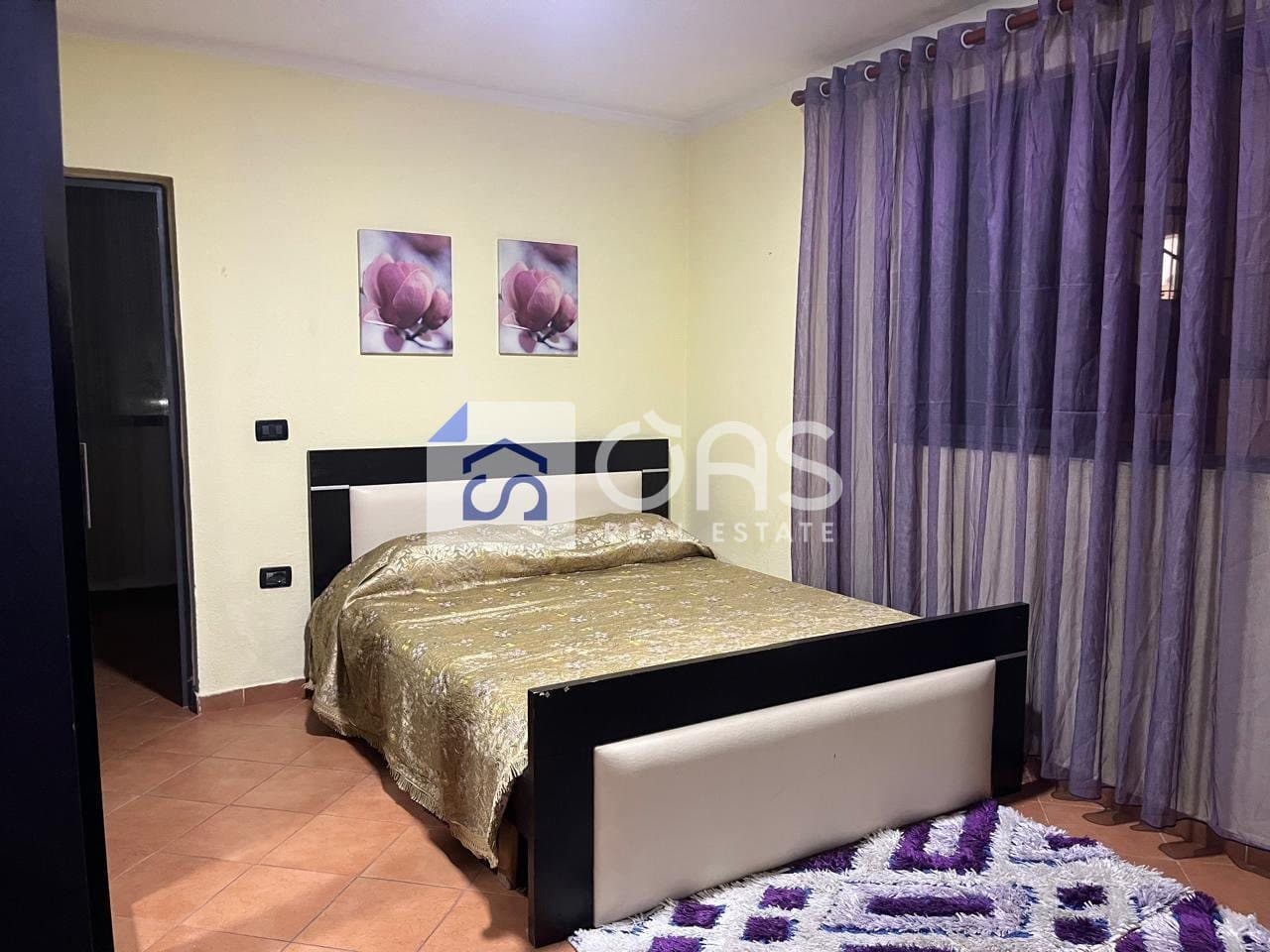 Jepet apartament me qera 1+1 Bulevardi Zogu i Pare 2