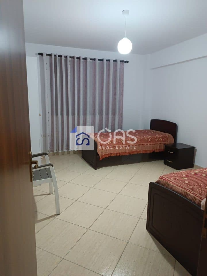Jepet me qera apartament 2+1 tek Casa Italia (Kompleksi Malaysian) 4