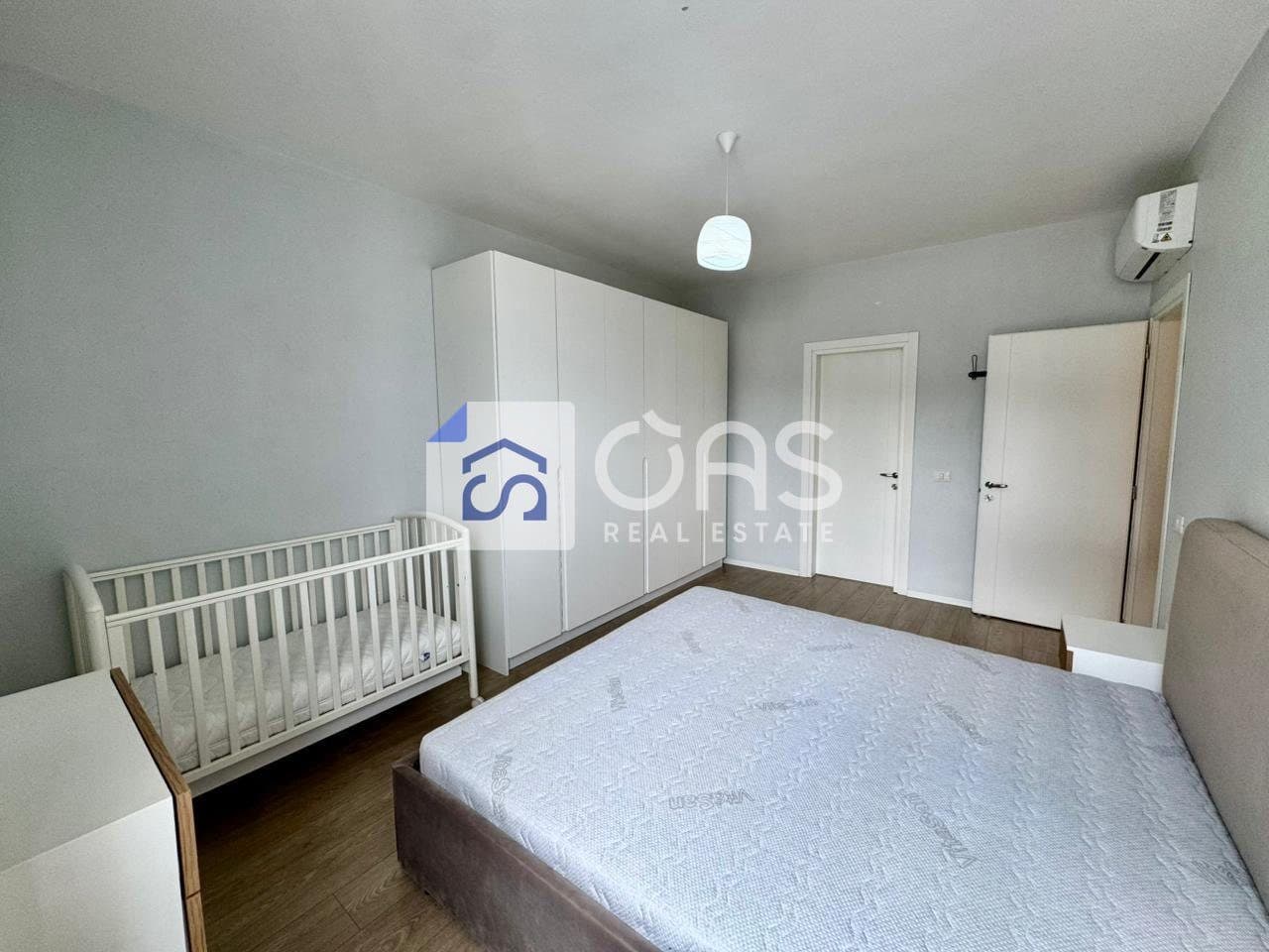 Shitet apartament 2+1+2 tek Liqeni i Thate 3