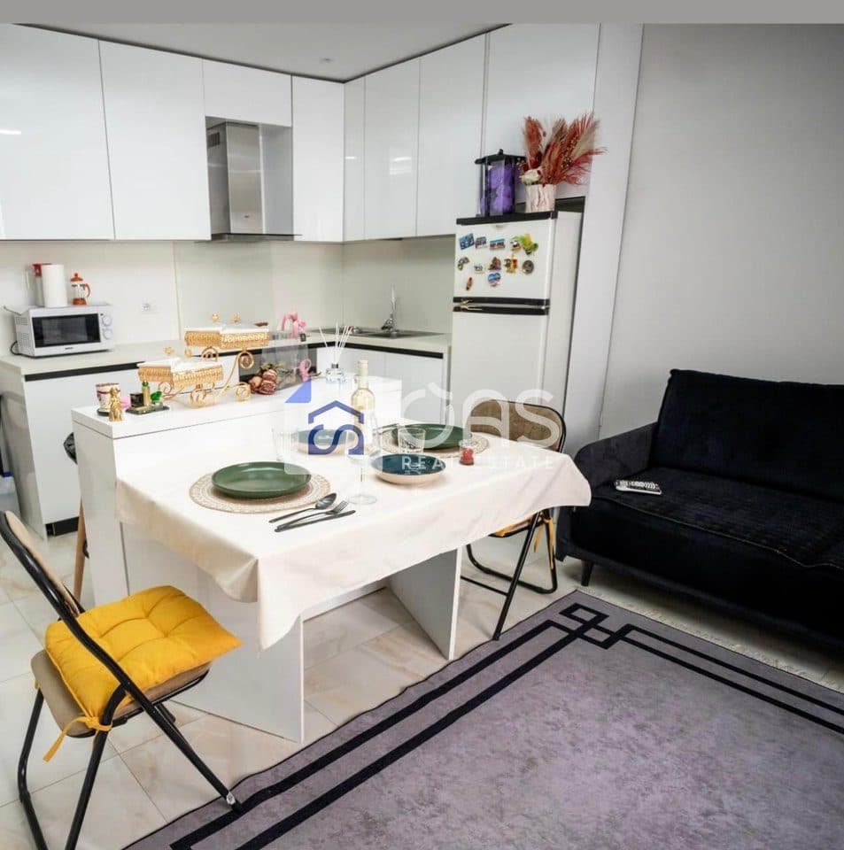 Apartament 1+1 Me Qira në 21 Dhjetori Kompleksi Kontakt, Tiranë - 600€ | 60 m² 2