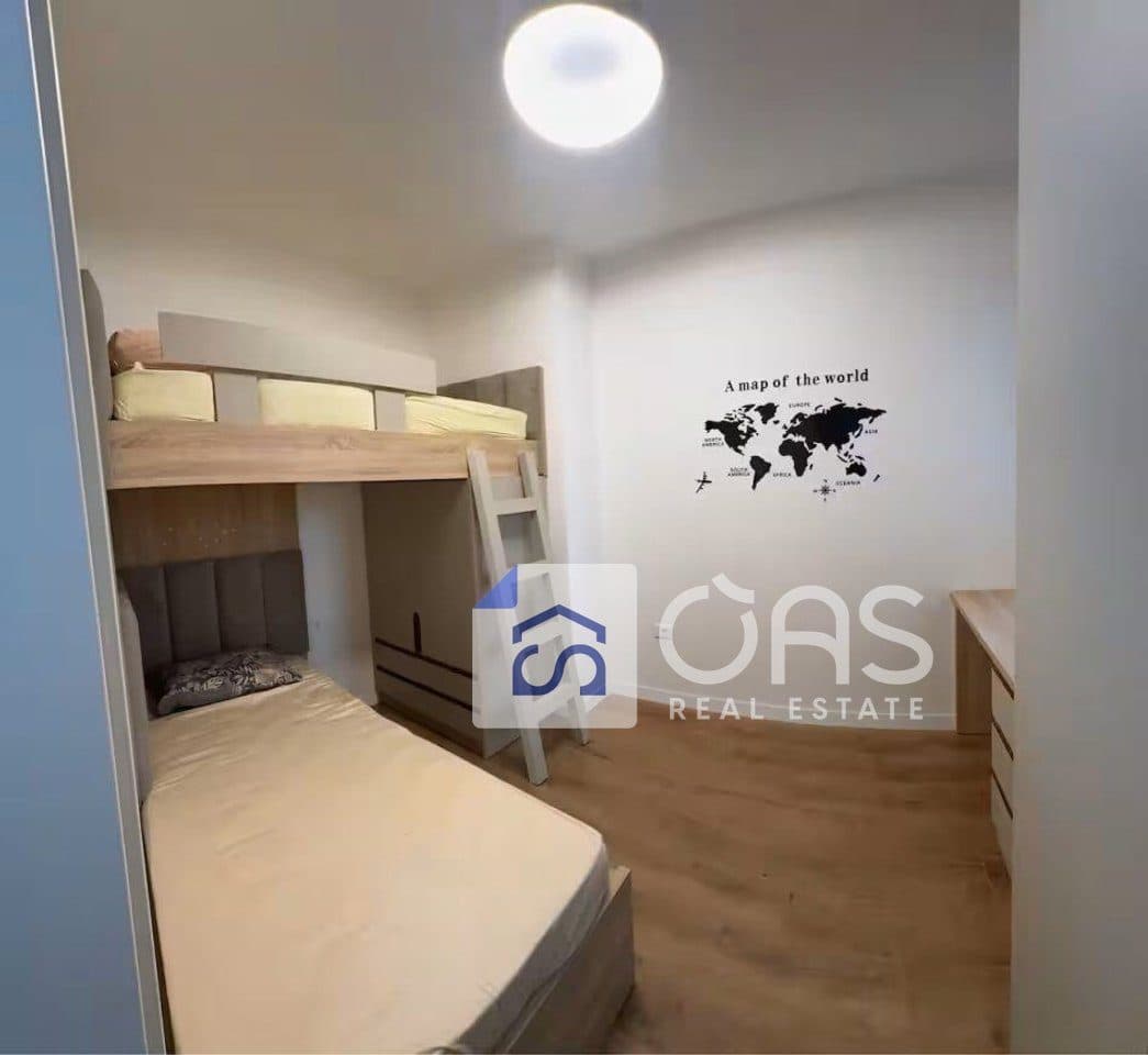 Jepet me qera apartament 2+1 tek Komuna Parisit 3