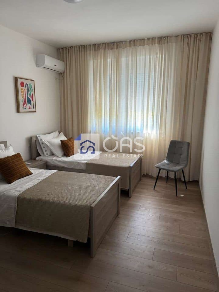 Apartament 2+1 Me Qira në Rruga e Durrësit, Tiranë - 950€ | 90 m² 2