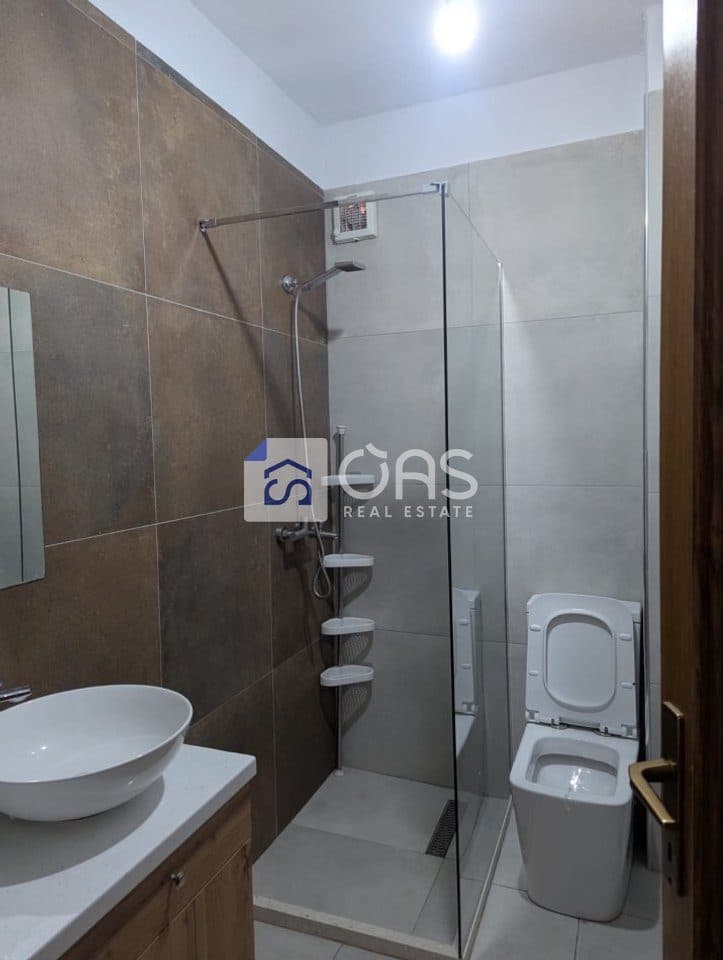 Jepet me qera apartamenti 2+1+2 tek Liqeni Artificial 4