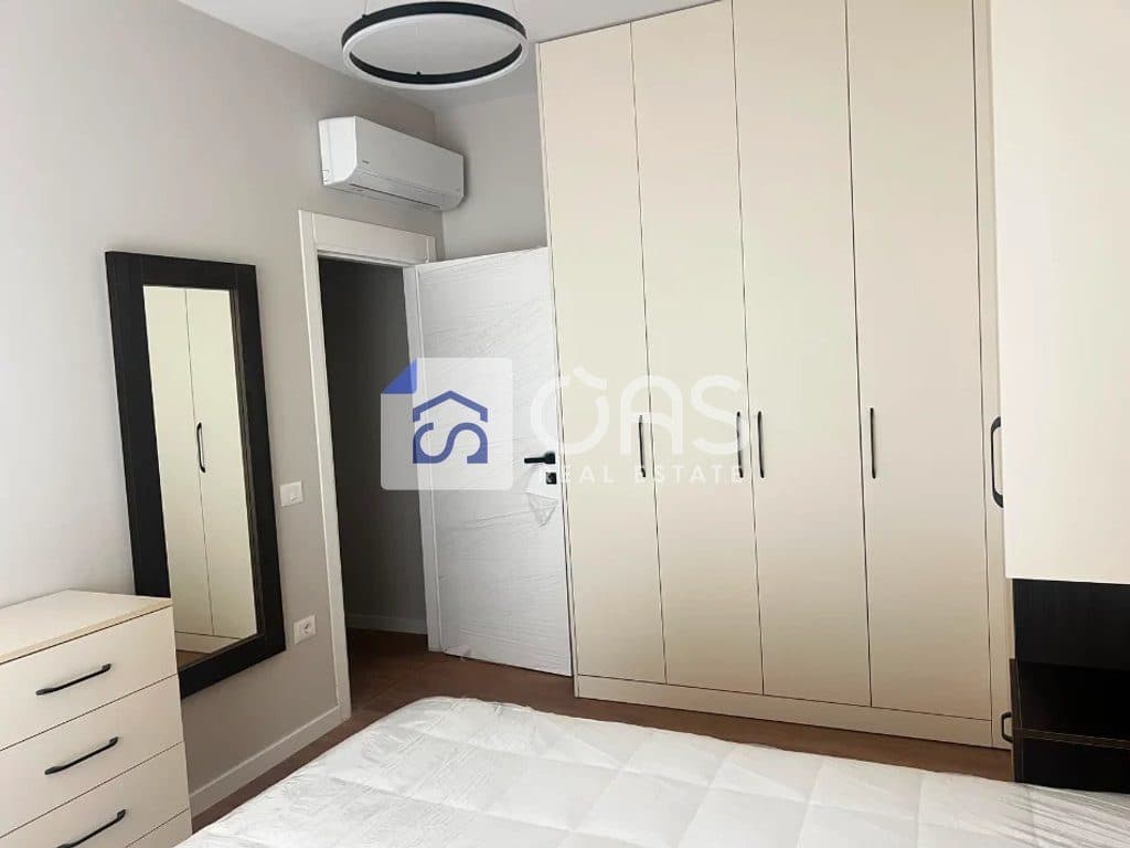 Jepet me qera Apartamenti 1+1 Rruga Jordan Misja 2