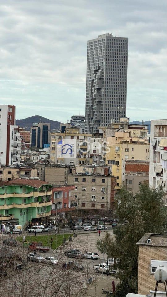 Shitet apartament 3+1+2 ne Ali Demi 2