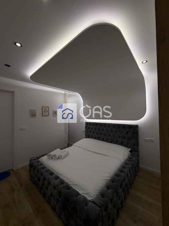 Jepet apartament me qera 1+1 tek 21 Dhjetori