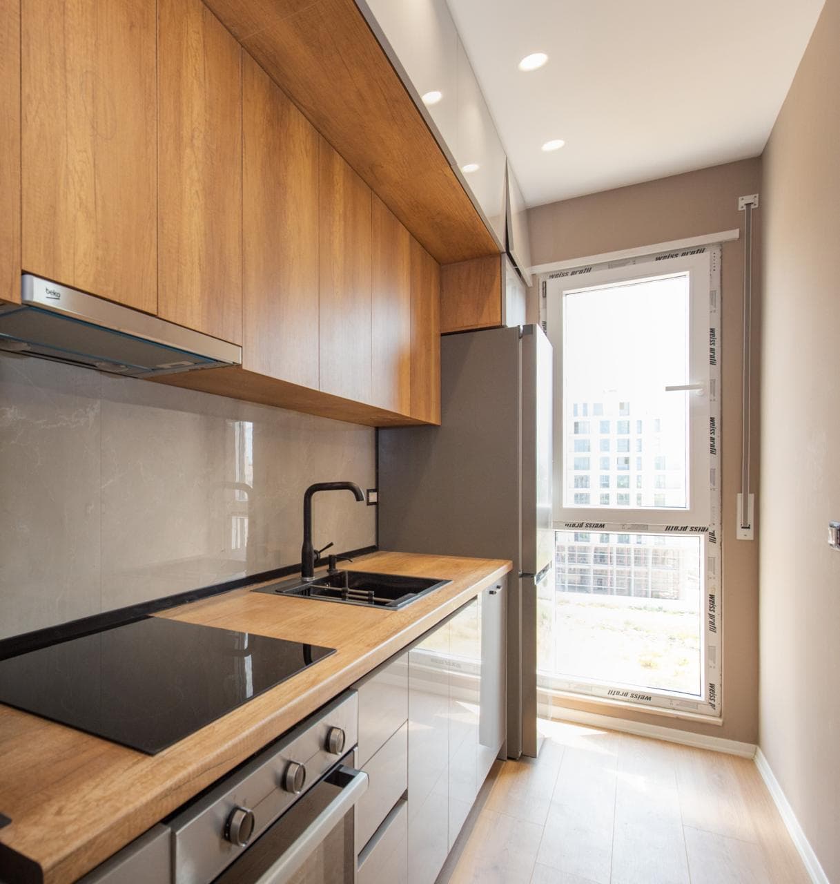 Jepet me Qera Apartament 1+1 Tek Bulevardi i Ri 4