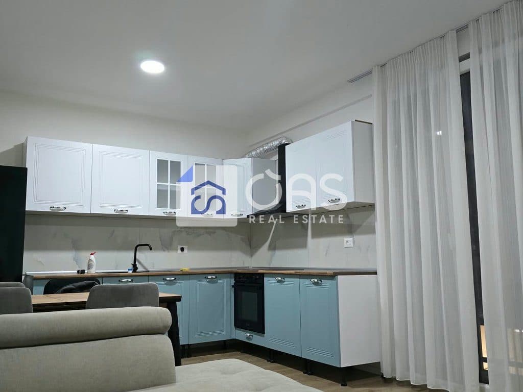 Jepet me qera Apartamenti 1+1+Parkim Paskuqan
