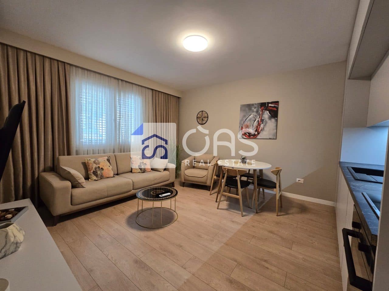 Jepet me qira apartamenti 2+1 Te Rruga e kavajes 4