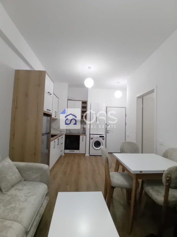 Jepet apartament me qera 1+1 ne Ali Dem 3