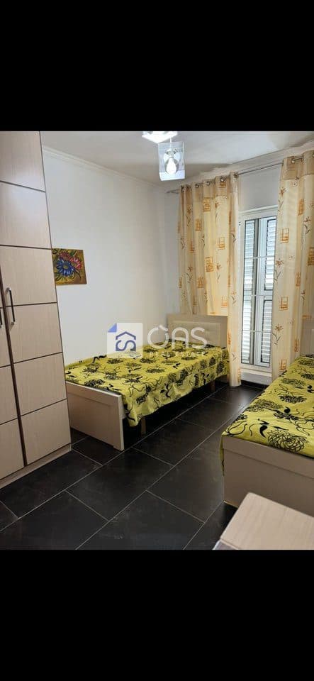 Jepet apartament me qera 2+1 Rruga Bardhyl 3