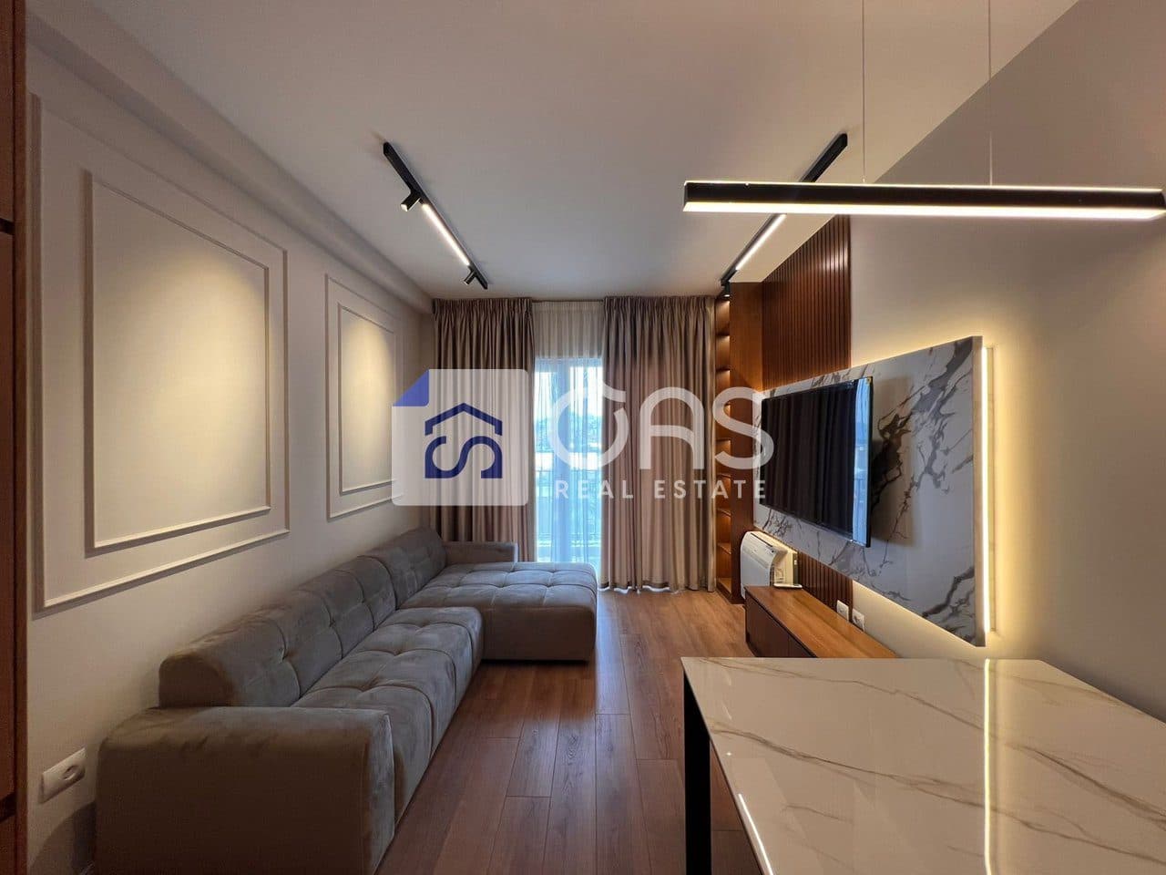 Shitet apartament 1+1 tek Rezidenca Henke 2