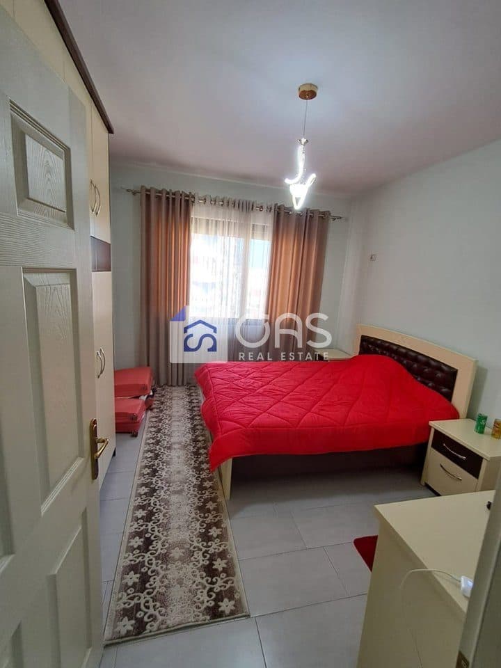 Jepet me qera apartament 2+1+2 ne Astir pran Vila L 3