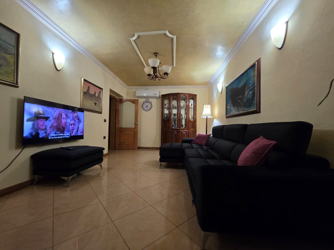 Shitet apartament 3+1+2 tek 21 Dhjetori
