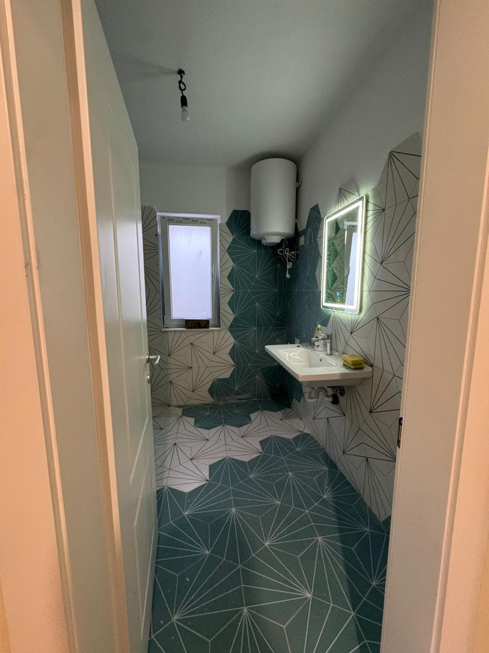 Vilë 4+2 Me Qira në Kombinat, Tiranë - 1200 Euro (Neto)| 214 m² 3