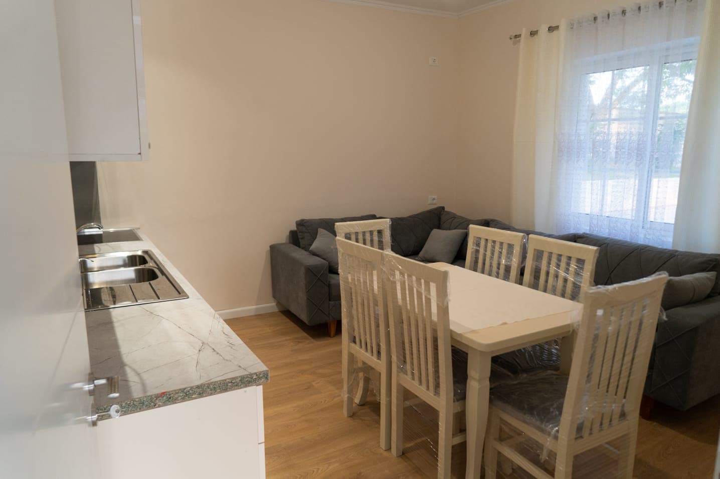 Shtëpi Private 2+1 Me Qira në Baldushk, Tiranë - 1200€ | 120 m²
