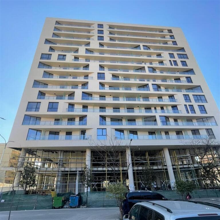 Apartament 1+1 Me Qira në Mine Peza golden tower residence , Tiranë - 550€ | 75 m²